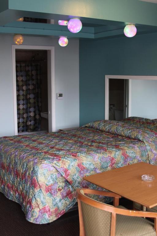 New Relax Inn Бриджвью Номер фото